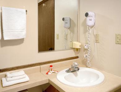 Super 8 By Wyndham Superior Wi Hotel Room photo